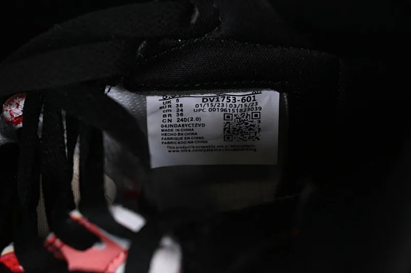 All categories Air Jordan Jordan series basketball shoes Air Jordan 1 High Air Jordan 1 High OG "Next Chapter" AJ1 Joe 1 Spider-Man 2.0 high-top basketball shoes DV1753-601